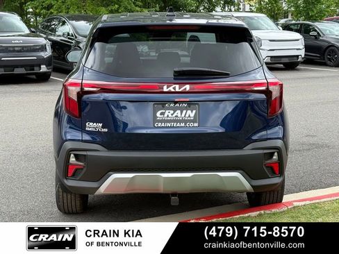 New 2026 Kia Seltos LX FWD image 6