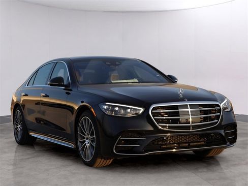 New 2026 Mercedes-Benz S 580 4MATIC Sedan image 3