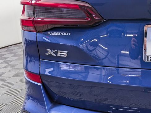 Certified 2023 BMW X5 xDrive40i w/ M Sport Package image 11