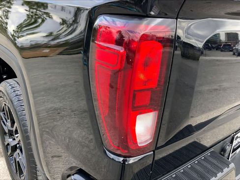 Used 2023 GMC Sierra 1500 Elevation w/ LPO, Elevation Black Package image 27