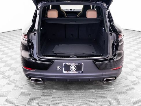 New 2026 Porsche Cayenne AWD/4WD image 35
