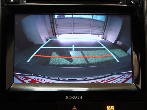 Used 2016 Toyota Camry XLE w/ Moonroof Package FWD image 22
