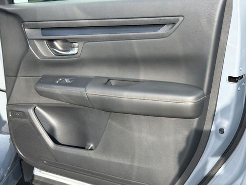 Certified 2025 Honda CR-V Sport-L image 34