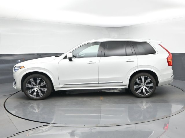 Used 2024 Volvo XC90 B6 Ultimate w/ Protection Package Premier AWD/4WD image 4