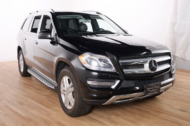 Used 2015 Mercedes-Benz GL 450 4MATIC image 3