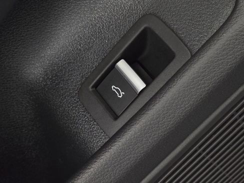 Used 2023 Audi RS 5 Sportback w/ Black Optic Carbon Package image 37