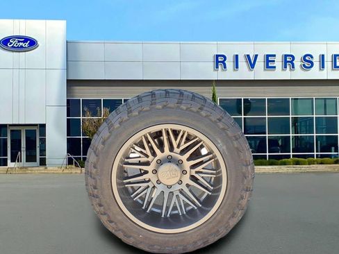 Used 2019 Ford F350 Platinum w/ Platinum Ultimate Package AWD/4WD image 40