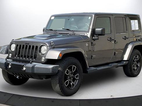 Certified 2018 Jeep Wrangler Unlimited Sahara AWD/4WD image 4