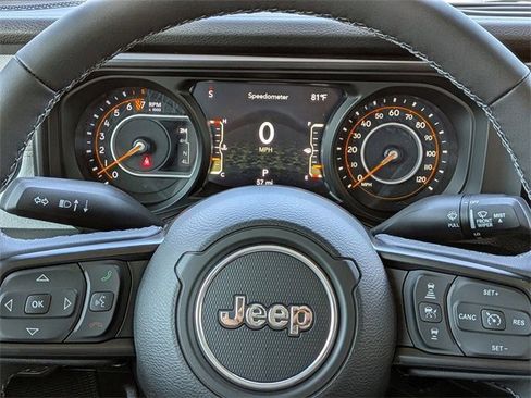 New 2025 Jeep Gladiator Sport image 27