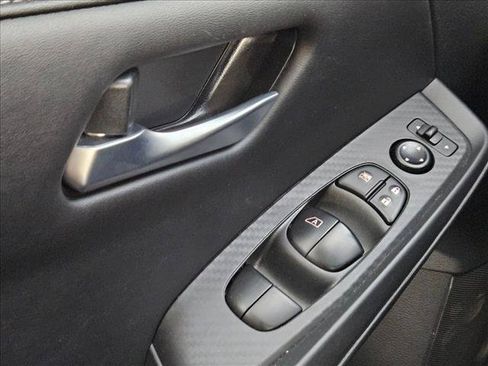 Used 2025 Nissan Sentra SV FWD image 23