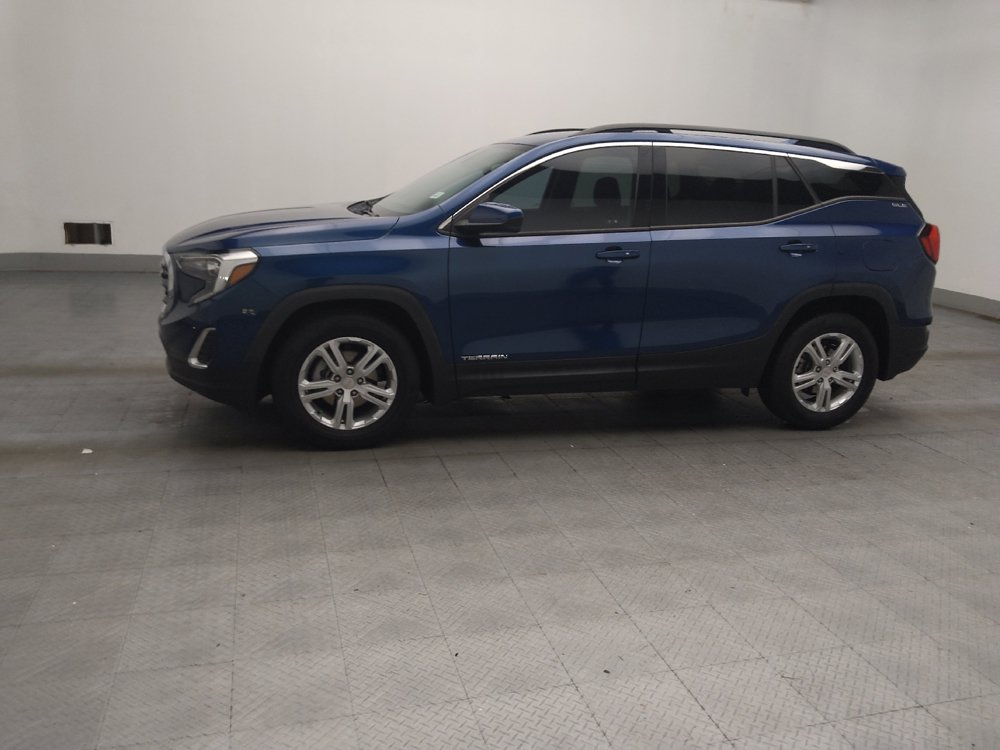 Used 2020 GMC Terrain SLE w/ Driver Convenience Package FWD image 2