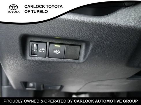 Used 2025 Toyota RAV4 XLE image 18