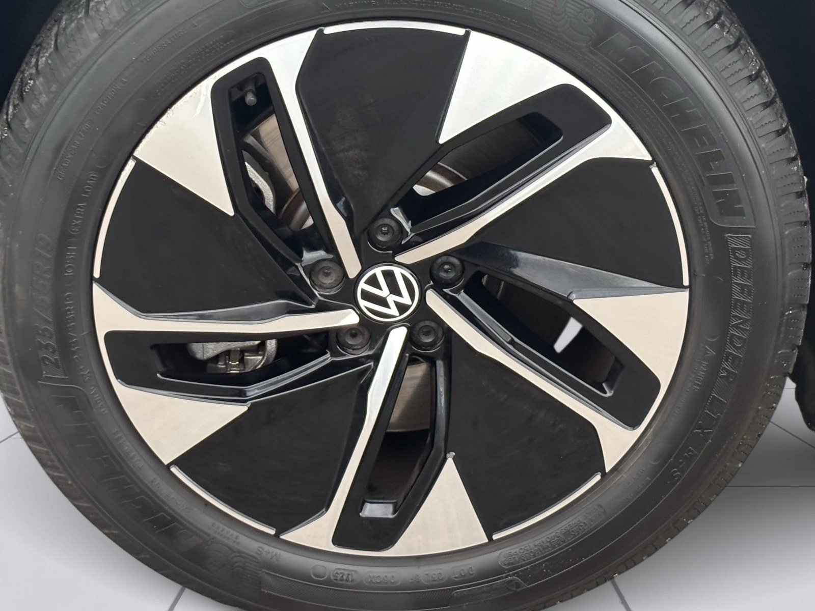 Used 2021 Volkswagen ID.4 Pro S RWD image 9
