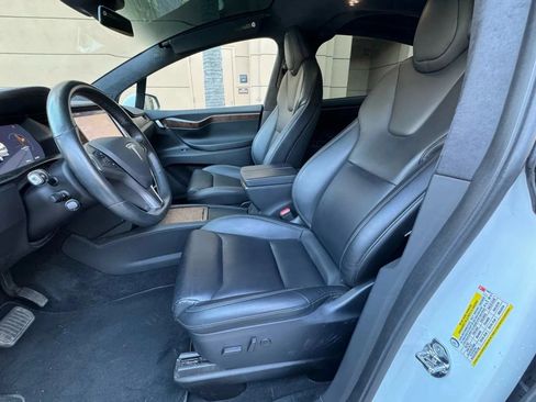 Used 2018 Tesla Model X 75D AWD/4WD image 7