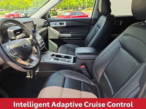 Used 2023 Ford Explorer XLT w/ Equipment Group 202A AWD/4WD image 19