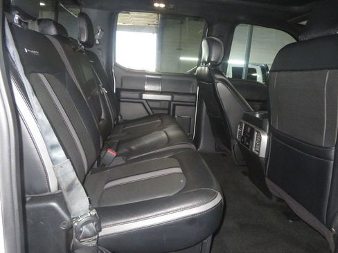Used 2019 Ford F250 Platinum w/ Platinum Ultimate Package AWD/4WD image 32