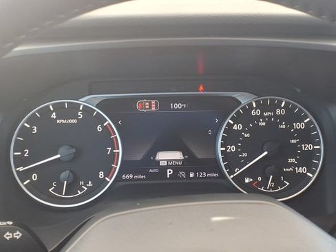 Used 2026 Nissan Rogue SV w/ Cold Weather Package AWD/4WD image 19