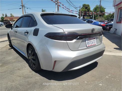 Used 2022 Toyota Corolla LE FWD image 8