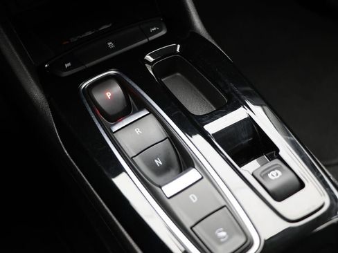 Used 2023 Chevrolet Bolt EUV LT w/ Convenience Package image 26