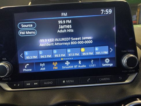 Used 2024 Nissan Sentra SV FWD image 25