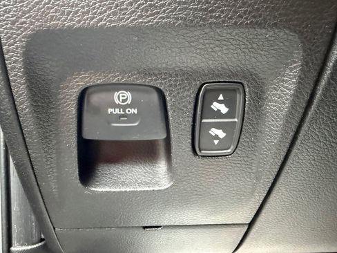 Used 2020 RAM 1500 Big Horn image 16