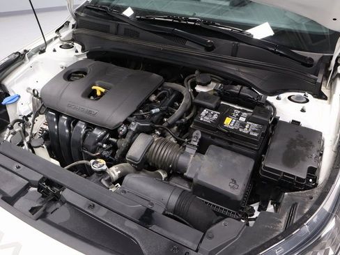 Used 2024 Kia Forte GT-Line w/ GT-Line Premium Package image 13