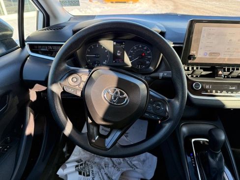 Used 2024 Toyota Corolla LE image 14