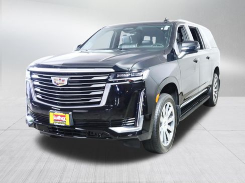 Used 2023 Cadillac Escalade ESV Premium Luxury Platinum w/ LPO, Floor Liner Package AWD/4WD image 3