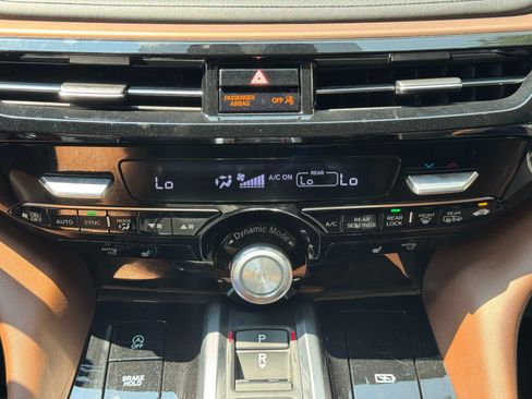 Used 2022 Acura MDX FWD w/ Technology Package image 26