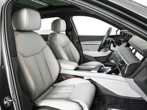 Certified 2024 Audi Q8 e-tron Prestige w/ Prestige Package image 22