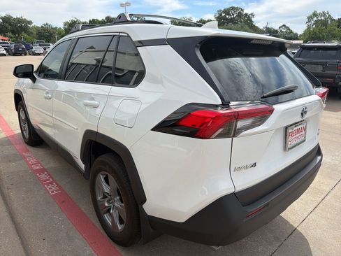 Used 2023 Toyota RAV4 XLE w/ Convenience Package AWD/4WD image 8