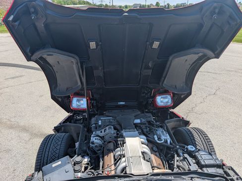 Used 1990 Chevrolet Corvette Convertible RWD image 86