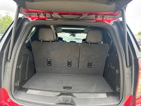 Used 2024 Chevrolet Tahoe Premier RWD image 14