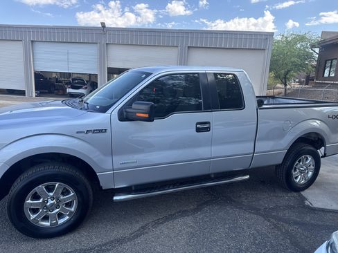 Used 2014 Ford F150 XLT w/ Equipment Group 302A Luxury AWD/4WD image 7