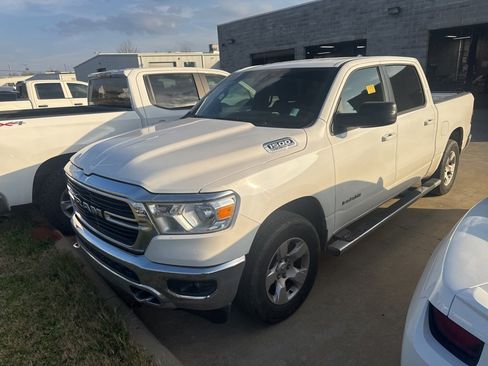 Used 2021 RAM 1500 Big Horn image 3