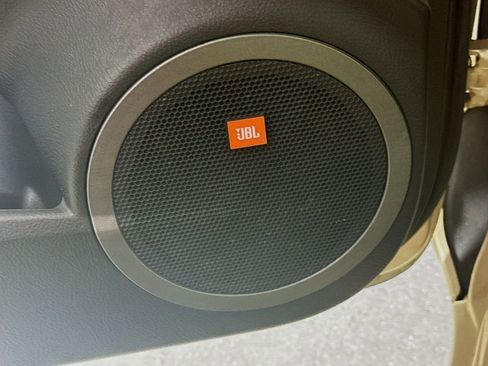 Used 2010 Toyota RAV4 Limited FWD image 17