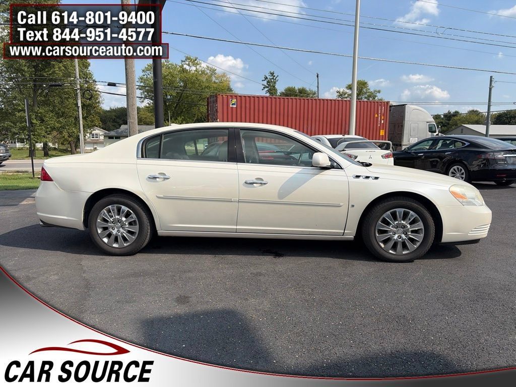 Used 2009 Buick Lucerne CXL w/ Driver Confidence Package FWD image 4