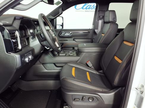 New 2026 GMC Sierra 2500 AT4 image 8