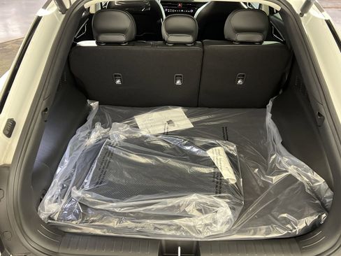 New 2025 Kia EV6 Wind image 24