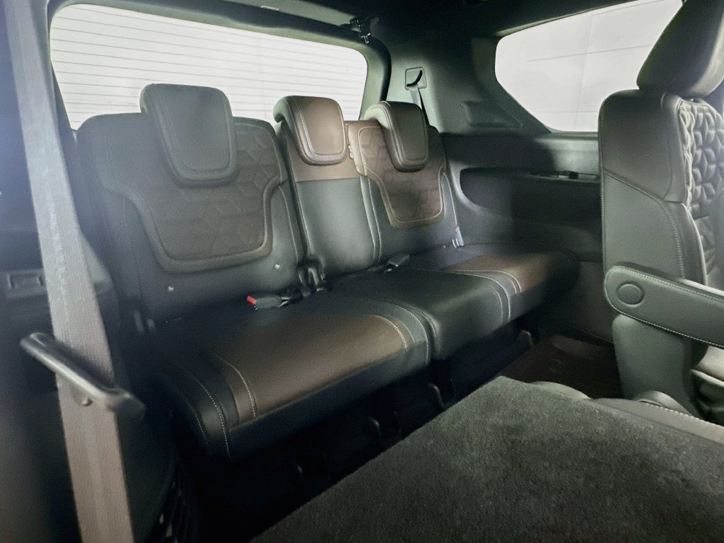 Used 2026 Nissan Armada Platinum AWD/4WD image 16