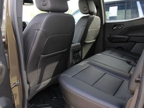 Used 2023 Chevrolet Colorado LT w/ LT Convenience Package III RWD image 23