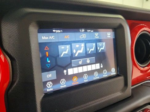 Used 2023 Jeep Wrangler Sport AWD/4WD image 20