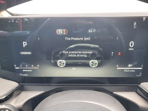 Used 2026 Nissan Kicks SR FWD image 15