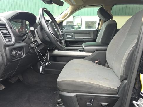 Used 2019 RAM 5500 SLT w/ Quick Order Package 2YG SLT AWD/4WD image 9