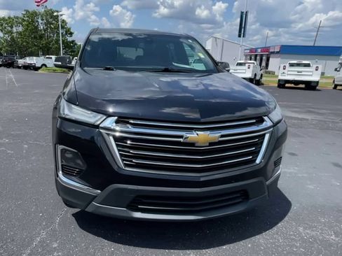 Used 2022 Chevrolet Traverse LT FWD image 3