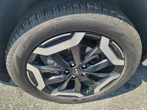 Used 2025 Kia Telluride EX w/ EX Captain's Chair Package FWD image 7