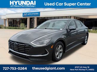 Used 2023 Hyundai Sonata SE w/ Preferred Accessory Package FWD video 1
