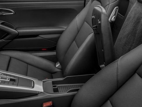 Used 2017 Porsche 718 Boxster S image 14