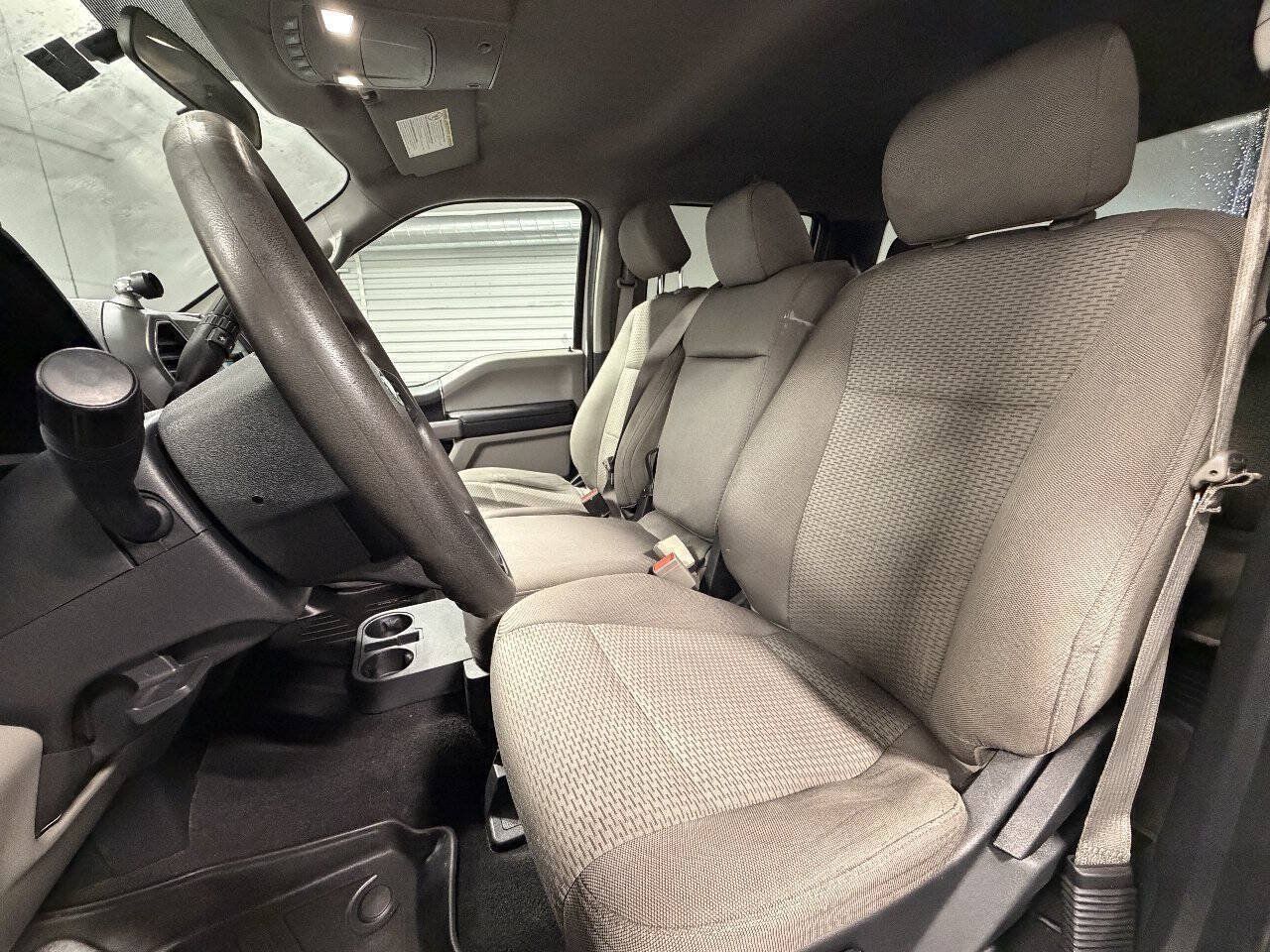 Used 2019 Ford F250 XLT w/ Snow Plow Prep Package AWD/4WD image 8