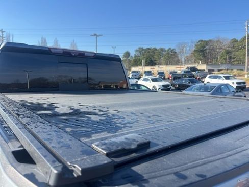 Used 2020 Chevrolet Silverado 1500 High Country w/ Technology Package image 16